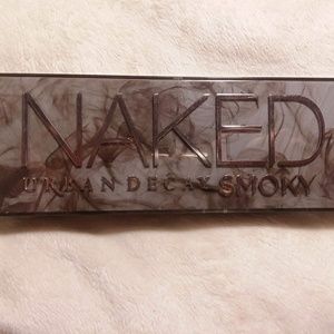 💣🕸🔥Naked Smokey Pallete🔥🕸💣